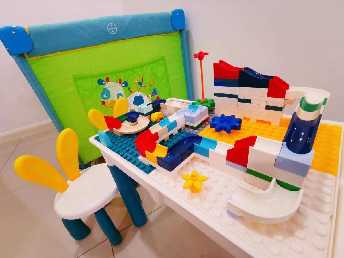Legoland 3Min Lakeview Happyrainbowsuite 7Pax 2R2B Нусаджайя Экстерьер фото